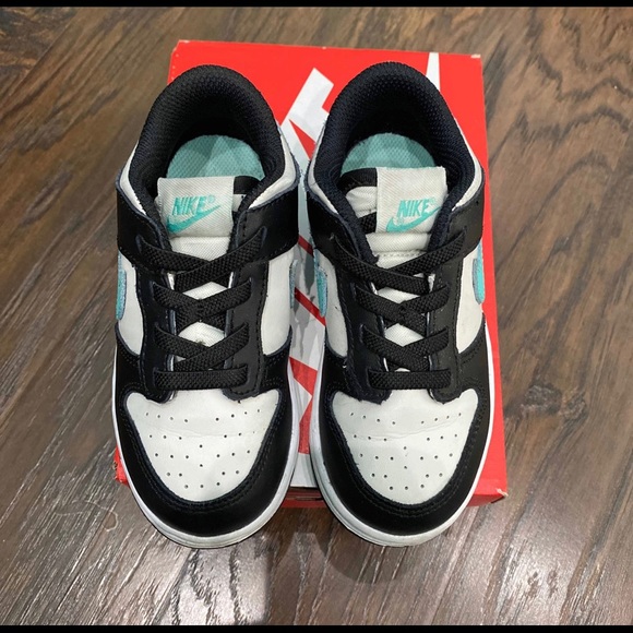 used NIKE DUNK LOW TD TIFFANY size 9c - Picture 10 of 10